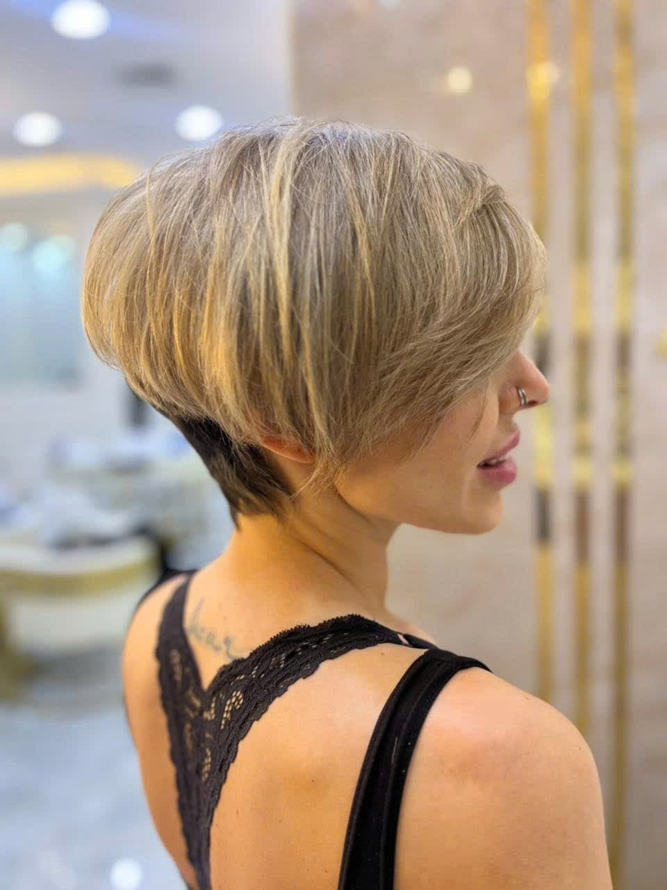 Team work – professional hairstylists and beauty experts in JVC